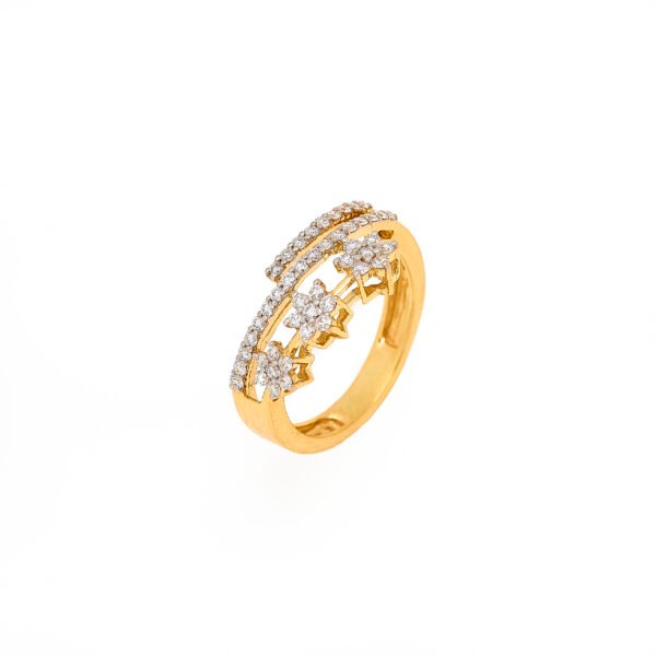 Women's Diamond Ring