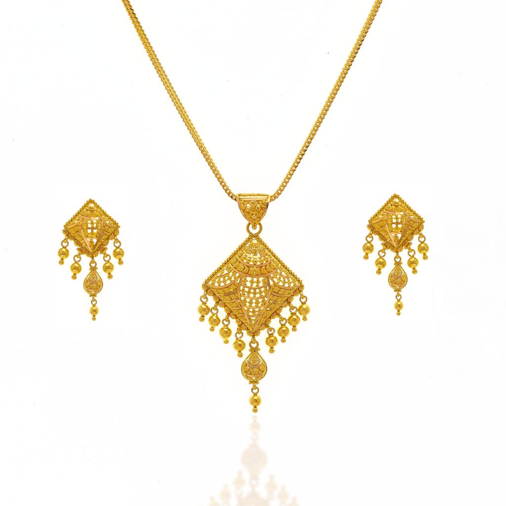 Gold Pendant Set Sona Jewelers