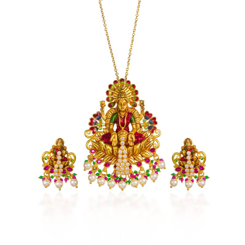 Gold Pendant Set