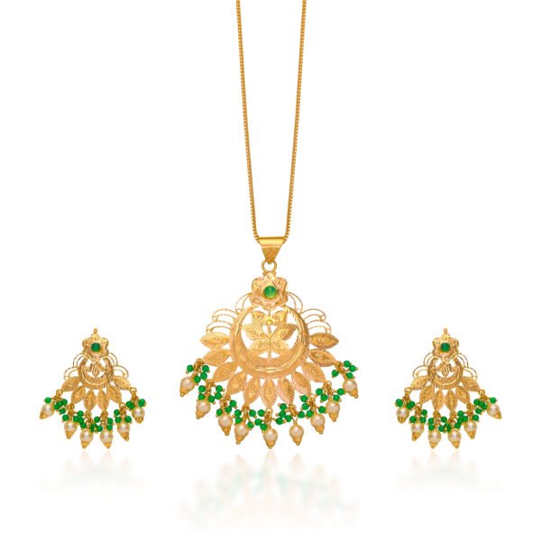 Gold Pendant Set