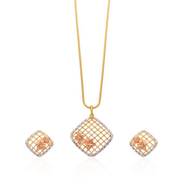 Gold Pendant Set